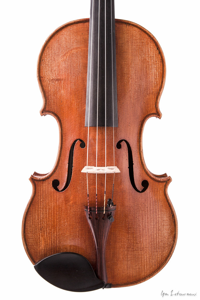 Violin-2012-Stradivari-model-belly.jpg